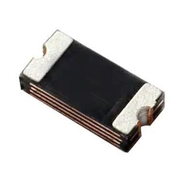 1206L050/15YR 15V 500 mA のポリマー PTC リセット可能なファイューズ