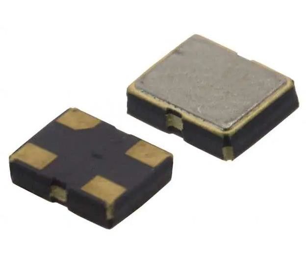 ECS-327KE-TR 32.768 kHz XO CMOS オシレーター 1.5V ~ 5.5V 4-SMD を有効/無効にする